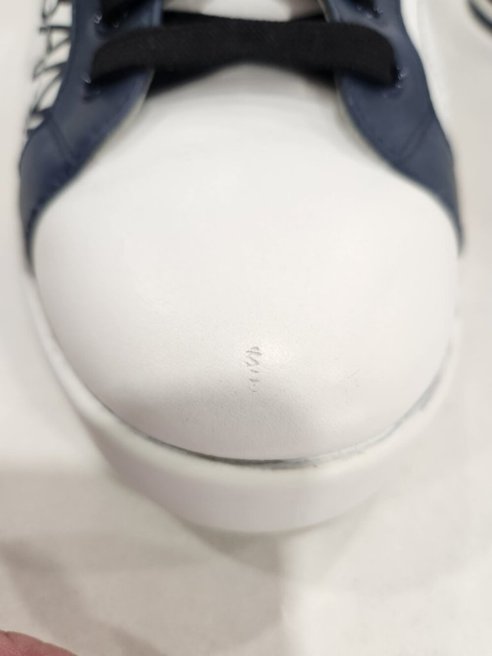 Vintage Dolce & Gabbana Sneakers Mens 7.5 White Blue Leather Crown Milano - Picture 9 of 12